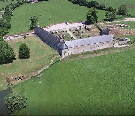 Chateau De Franquetot & D Day Collins Museum Sainte-Mère-Église Buitenkant foto